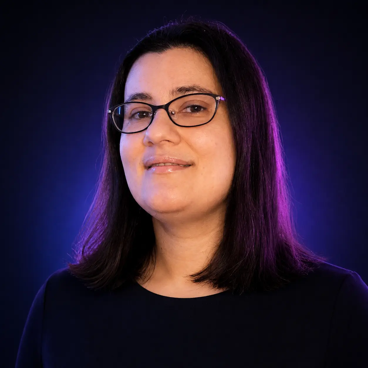 Joanna Kopecka — Performance Marketing Specialist w PremiumAds, specjalizacja Technical SEO i On-Page SEO. Pracuje w narzędziach Ahrefs, SEMrush, Google Search Console. Profesjonalny portret biznesowy.